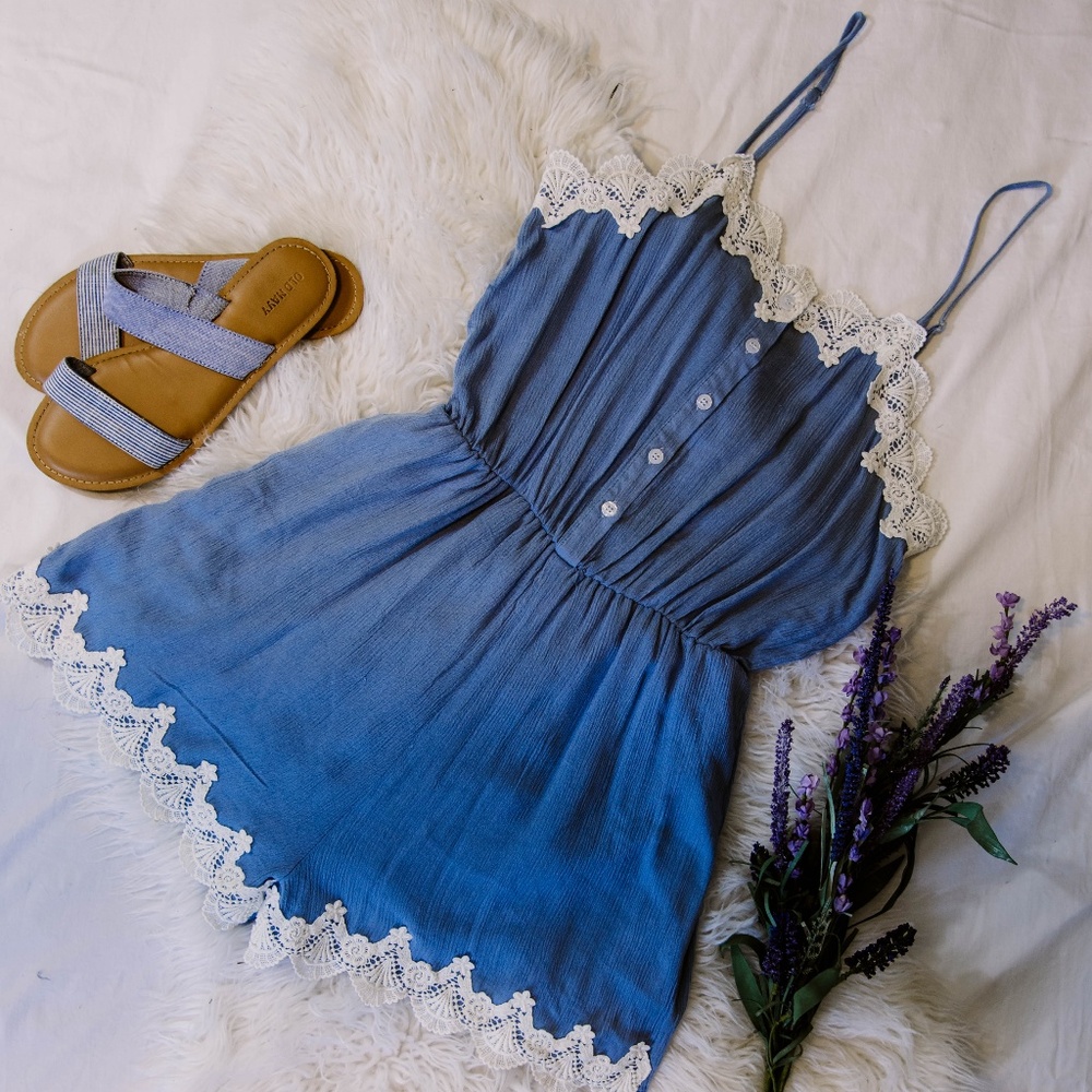 Dainty Lace Summer Romper | Size Medium